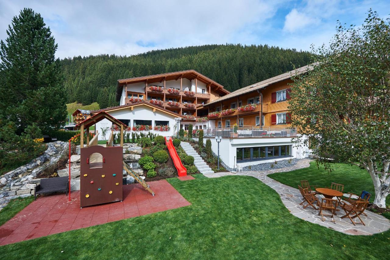 Hotel Alpenblume Дамульс Экстерьер фото
